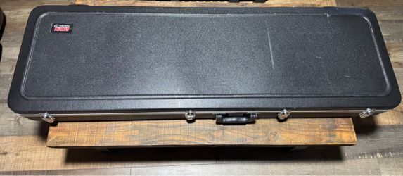 Gator Bass Case HSC