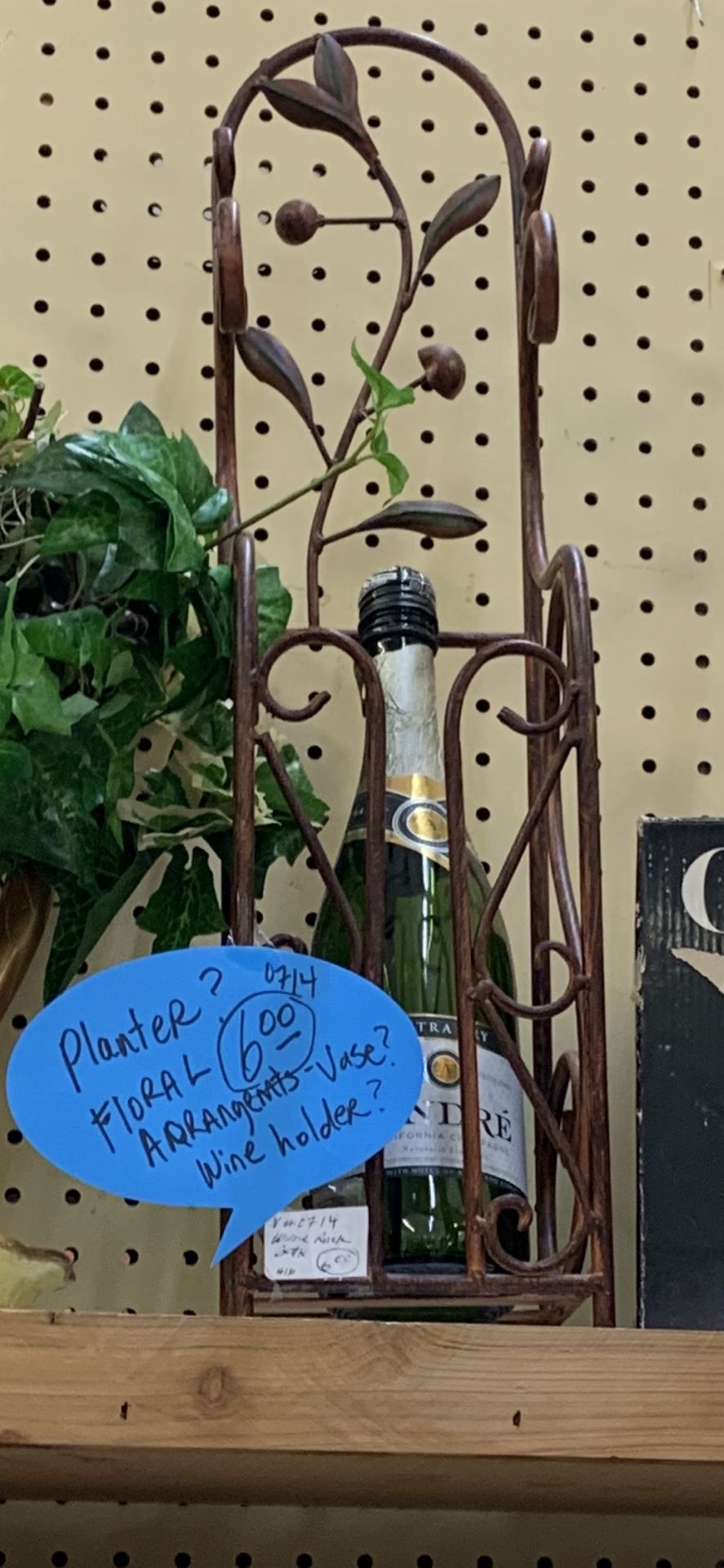Metal Wine Botlestand
