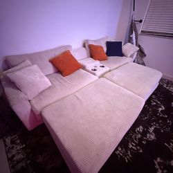 HUGE Couch w/ Storage And Usbc Charging. Ottomans Included 