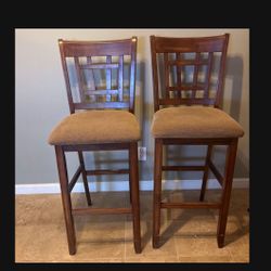 2 Barstools