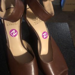 Vince CAMUTO 4 In Wedges Leather   Size 11M