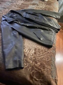 Men’s leather jacket. Large