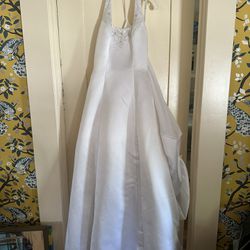 Wedding Dress - Halter Style With Back Bow- Long With Train
