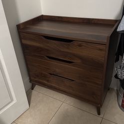 Like New Dresser