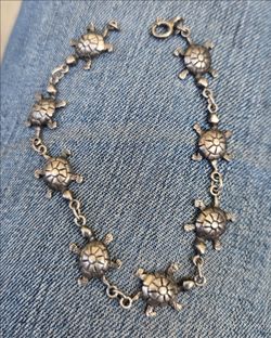 Vintage sterling silver Turtle link bracelet antique or oxidized finish Culver City area