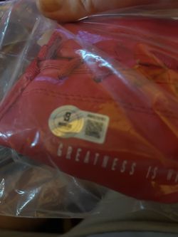 Manny pacquiao signed and Beckett certified glove