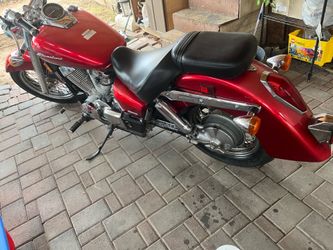 3,200
