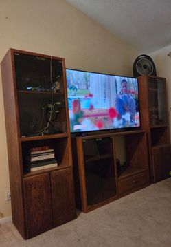 Bookshelves and hutch