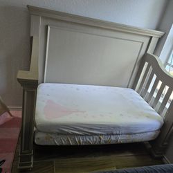 Baby Crib 