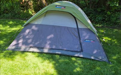 Glacier edge four person dome tent