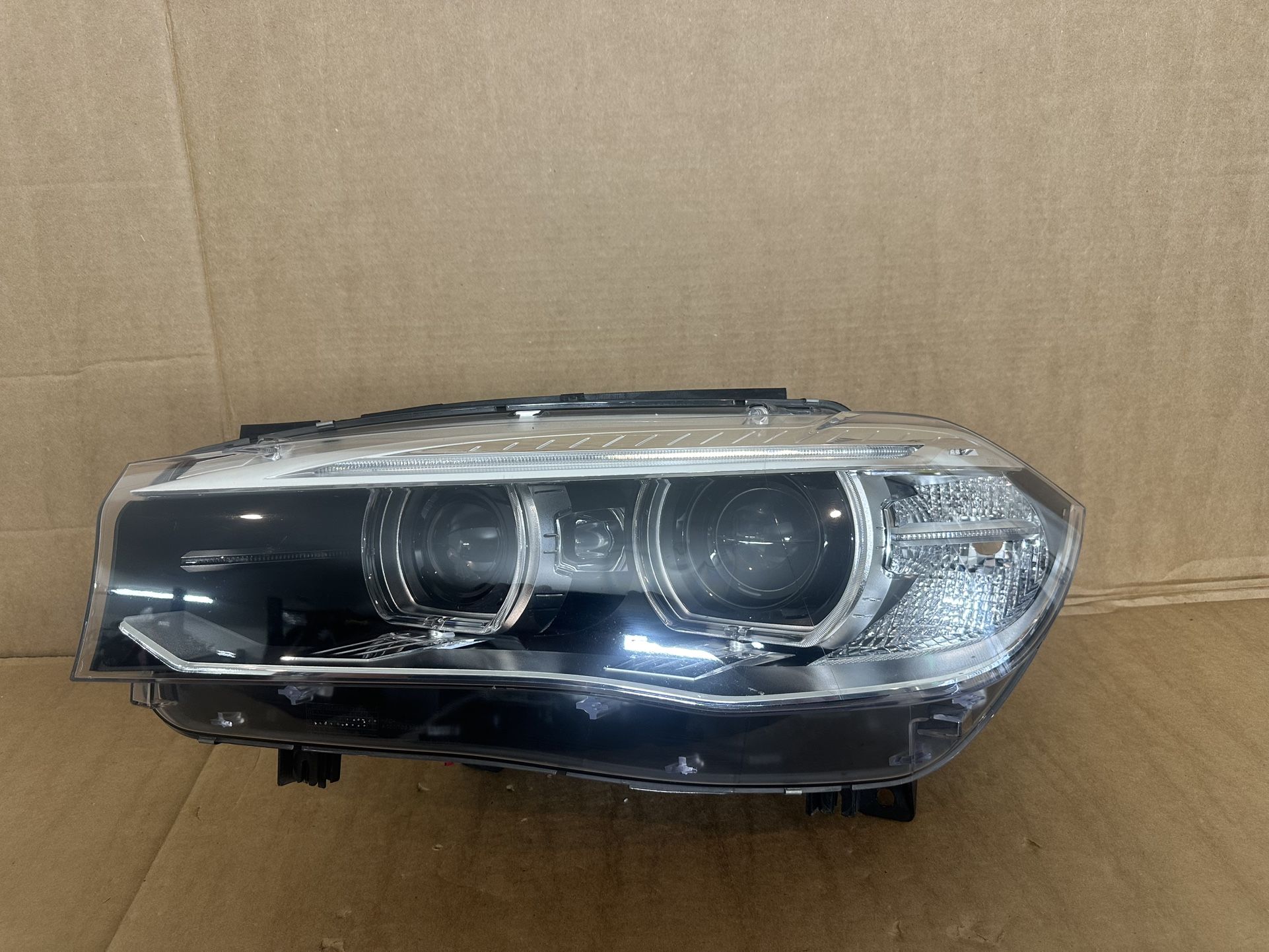 2014 2015 2016 2017 2018 BMW X5, X6 Driver Side Left Side Headlight