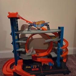 Hot Wheels Stunt Garage