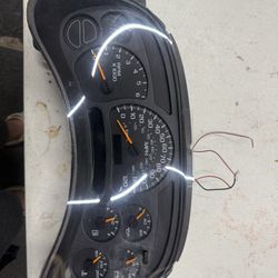 99-06 Chevy Cluster