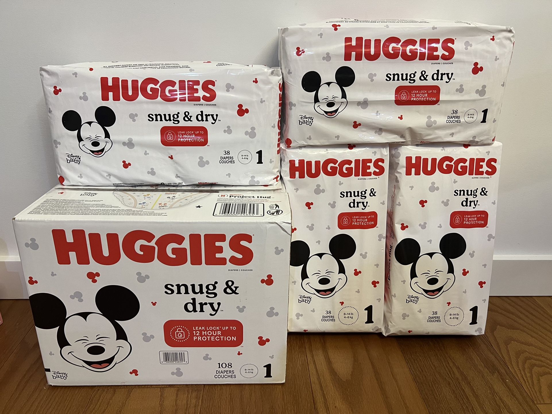 Huggies Size 1 Diapers: Total 260 Snug & Dry Diapers 