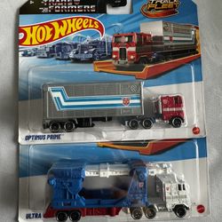 Hot Wheels Transformers Optimus Prime Ultra Magnus