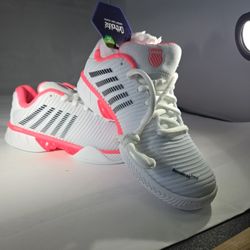 K-Swiss Tennis Shoes – Women’s Size 6 (Brand New) 💖