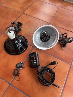 Heating Thermostat Controller and Fluker's Infrared Heating Bulb And Clamp Light Set - Reptiles/hedgehogs