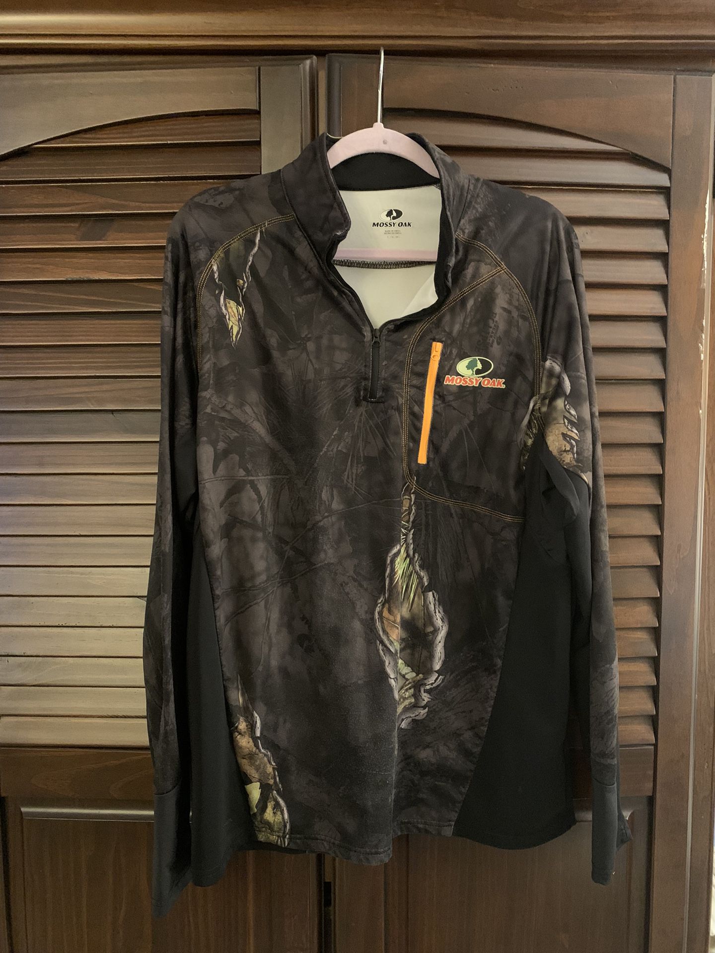 Mens Mossy Oak 1/4 Zip Pullover Shirt Sz Large Black Camo Lightweight