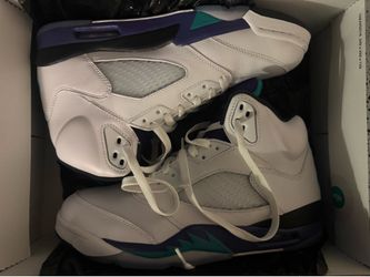 Jordan 4 and 5 size 9