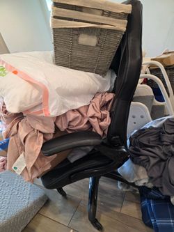 Race style desk chair