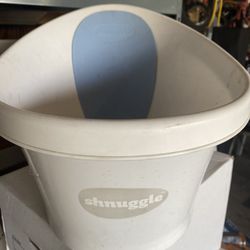 SHNUGGLE baby Bath Tub $5