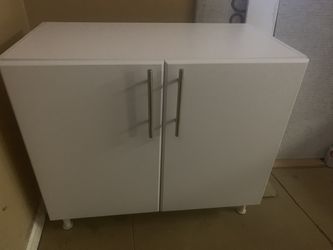 White Cabinet