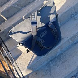 Yeti cooler bag