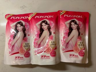 Moisturizing Body Wash Refill Pouch - 3 Packs