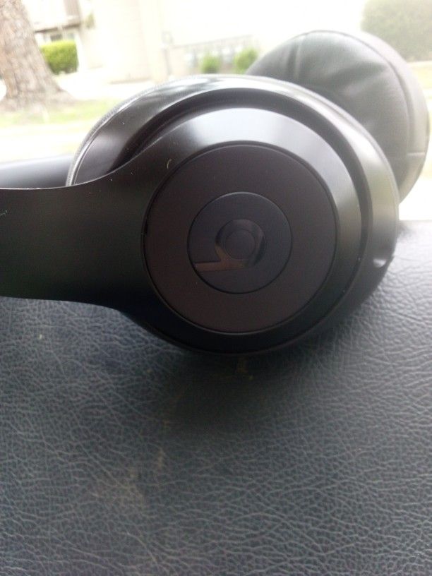 Beats Head Phones Wireless