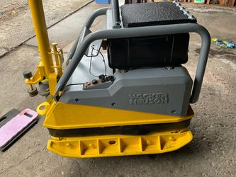 wacker neuzon compactor diesel  works good