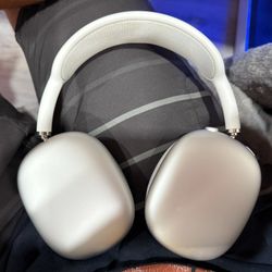 AirPods Max 2022