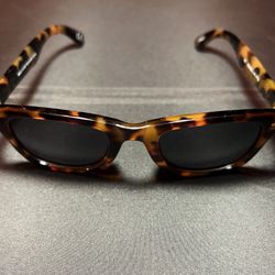 Sunglasses model SR 50988LTL200 (China) – like new condition.