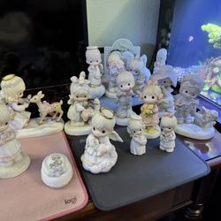 Precious Moments Lot