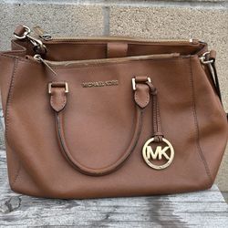 Michael Kors purse