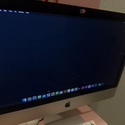 Apple iMac 21” (2019) + Cute Keyboard & Mouse – 1TB!