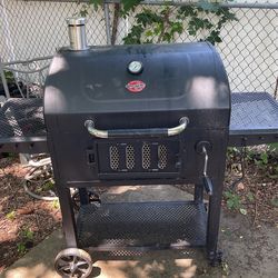 Professional char griller smoker