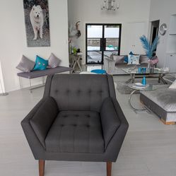 Binetti collection chair