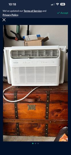 Frigidaire 10,000 BTU Window Ac Unit And Humidifier