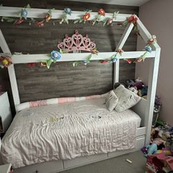 House Frame Princess Bed - Twin