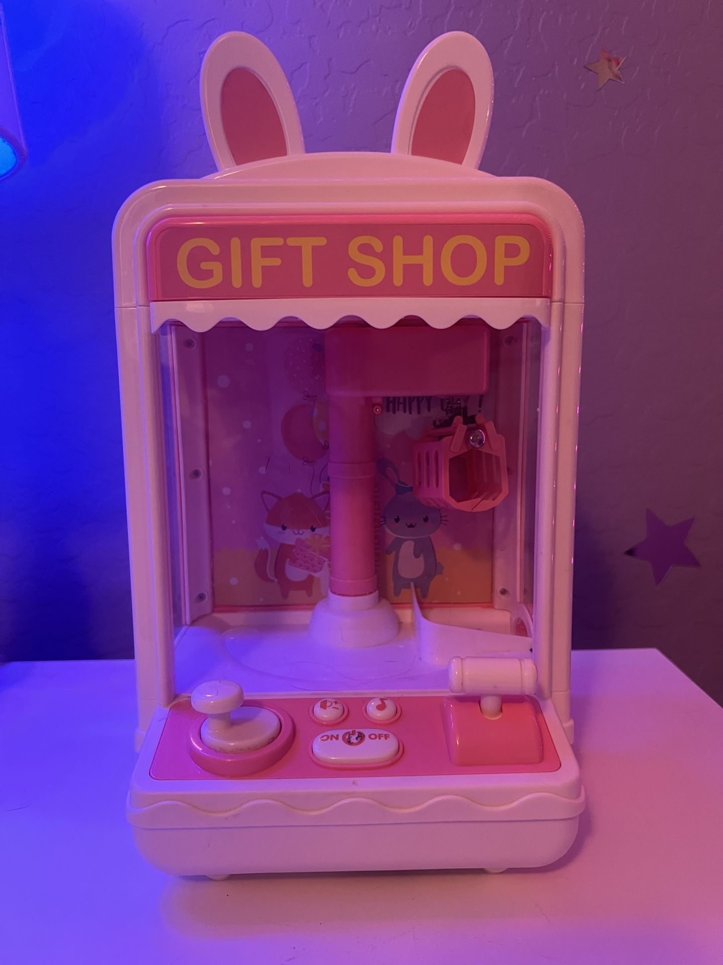 CLAW MACHINE