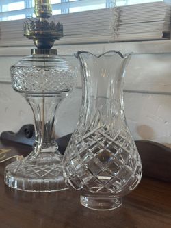 Gorgeous Electric Glass Lamp )60 OBO 