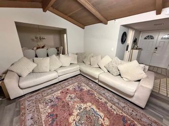 Sitting room Funiture couch