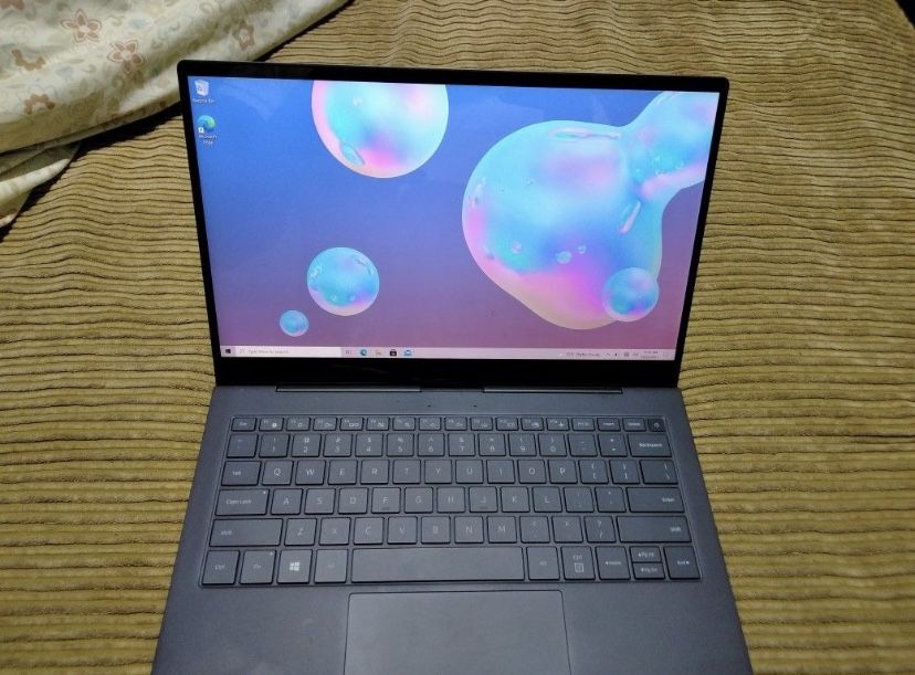 Samsung Galaxy Book S