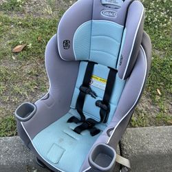 Graco Car seat 