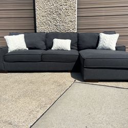 BEAUTIFUL 2 PIECE ASHLEY’S SECTIONAL