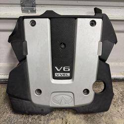 Infiniti Engine Cover (G37)