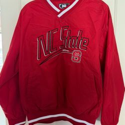 NC State Pullover/Jacket (SIZE MENS MEDIUM)