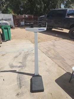 Doctors scale bathroom scale