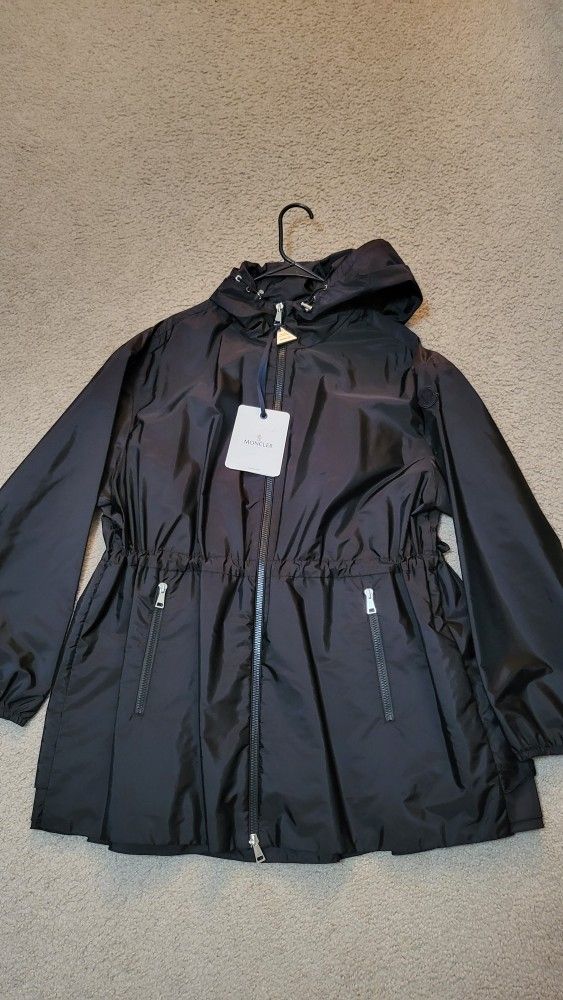 (New) MONCLER WETE Hooded Jacket
3 size, Black color