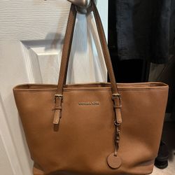 Michael Kors Tote
